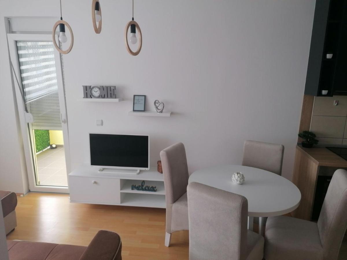 Emili Apartman Jagodina Extérieur photo