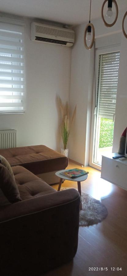 Emili Apartman Jagodina Extérieur photo